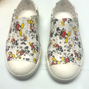 Disney Mickey Mouse Native Shoes size 10
